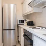 דירה 2bd Flat In Heart Of *
