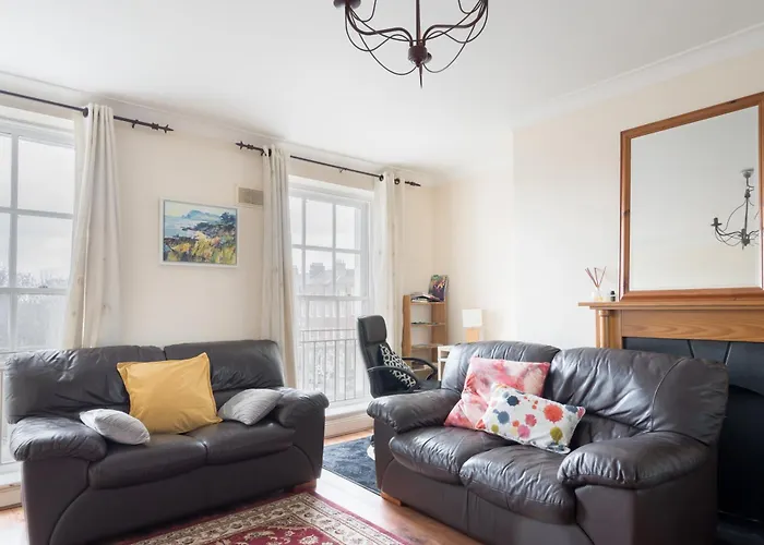 2bd Flat In Heart Of