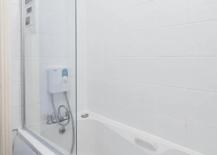 2bd Flat In Heart Of *